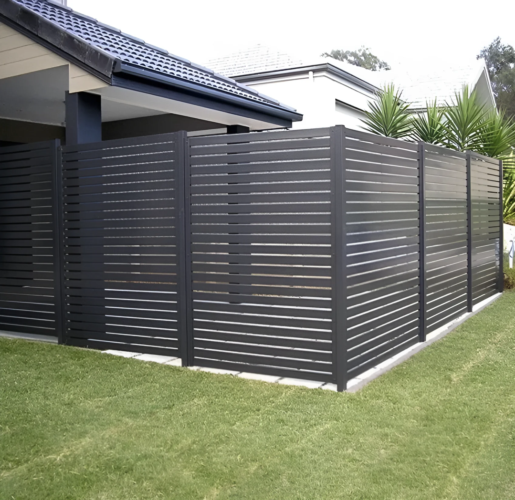 Top-Tier Aluminum Fencing: The Ultimate Guide to Durable, Low-Maintenance Curb Appeal